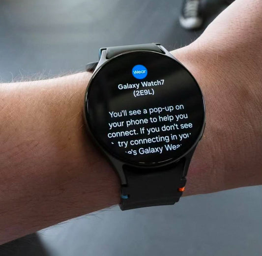 Combo Offer- Smart Watch7 : AI-Powered (44mm, Green, BT+LTE) with 3nm Processor | Dual GPS | Sapphire Glass & Armour Aluminum | 5ATM & IP68 | HR, SpO2, BP & ECG Monitor | 1-Year Warranty | 14-Day Hassle-Free Returns + Free Earbuds Pro2